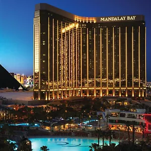 4* Feriested Mandalay Bay